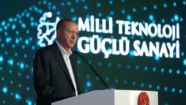 Cumhurbaşkanı Erdoğan: Türk ekonomisi yeni rekorlara koşmaya devam edecektir